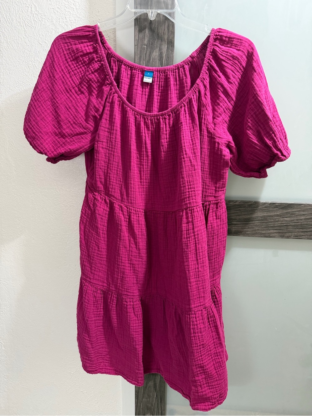 Old Navy Fuchsia Puff-Sleeve Tiered Midi Dress